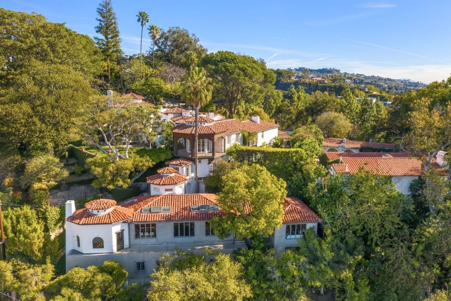 Bella Vista estate