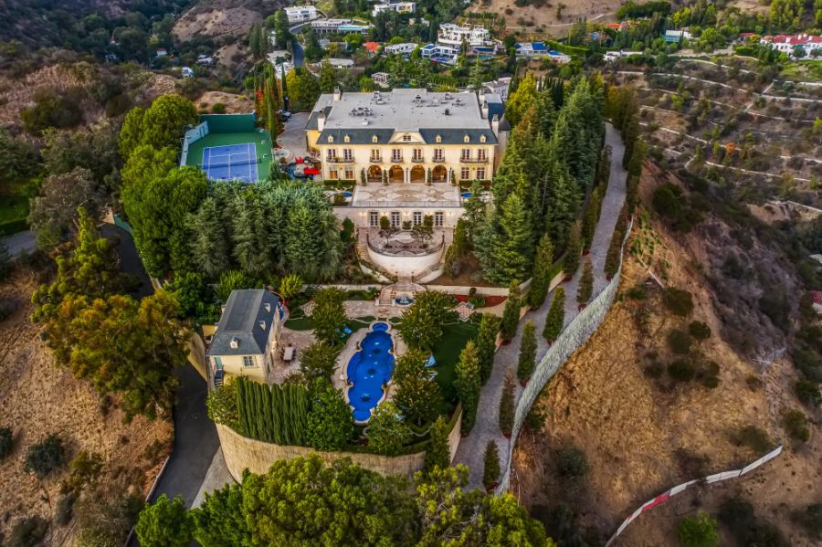 hilltop palace